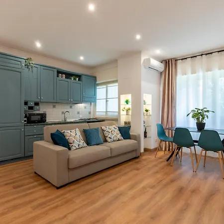 Apartment Vatican Oasis - Free Parking, 4-6 Pax, 2 Bedrooms